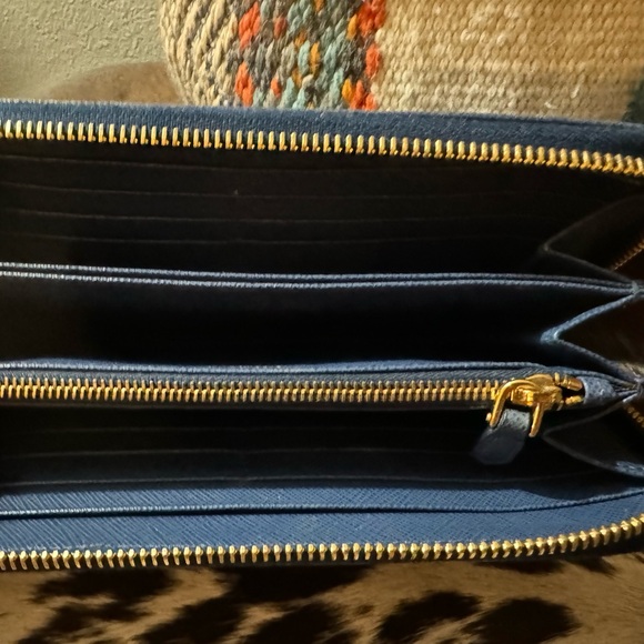 Prada Saffiano Leather Blue Bow Zip Around Long Wallet Gold Hardware - Picture 6 of 7